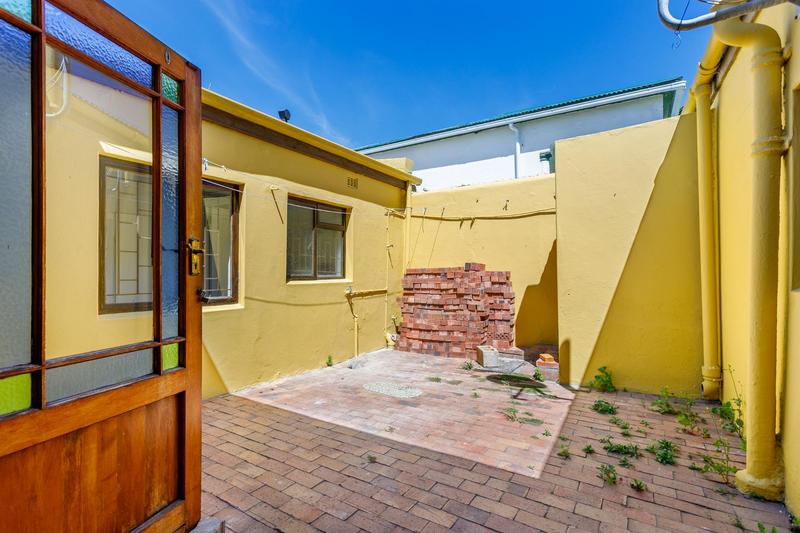 To Let 3 Bedroom Property for Rent in Observatory Western Cape